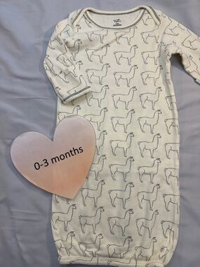 Touched by Nature - Organic cotton convertible  nightgown. Size 0-6 months